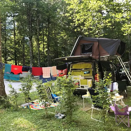 Kamp Alpe Kamniska Bistrica オスレンドネスロヴェンスカ