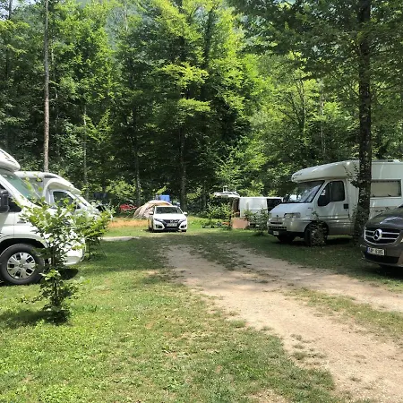 Kamp Alpe Kamniska Bistrica 2*