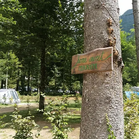 Kamp Alpe Kamniska Bistrica オスレンドネスロヴェンスカ