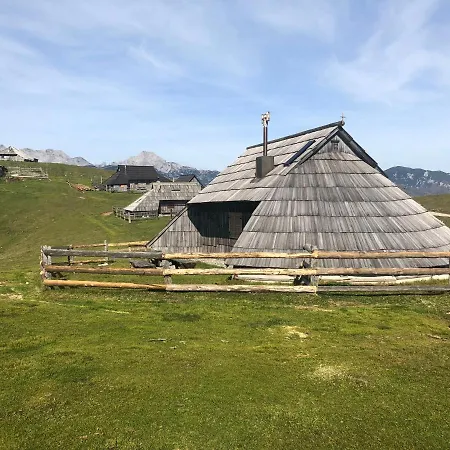 キャンプ場 Kamp Alpe Kamniska Bistrica